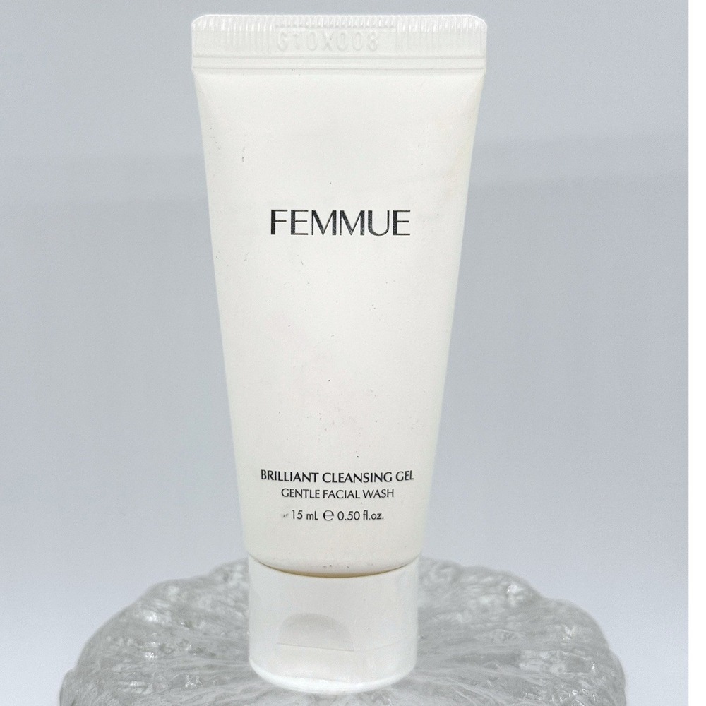 Femmue Brilliant Cleansing Gel Gentle Facial Wash 15ml .50 fl oz Travel Mini NEW